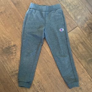 Champion Boys Cuffed Joggers, used Good Condition, size M(10/12)